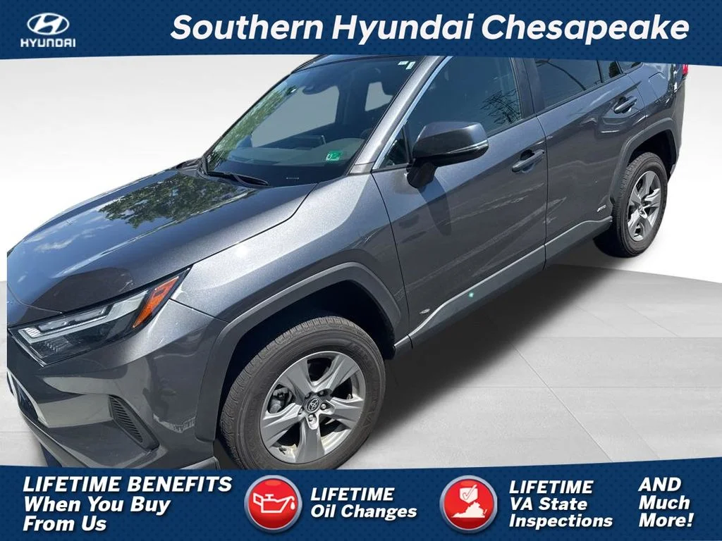Used 2025 Gray Toyota XLE image 1