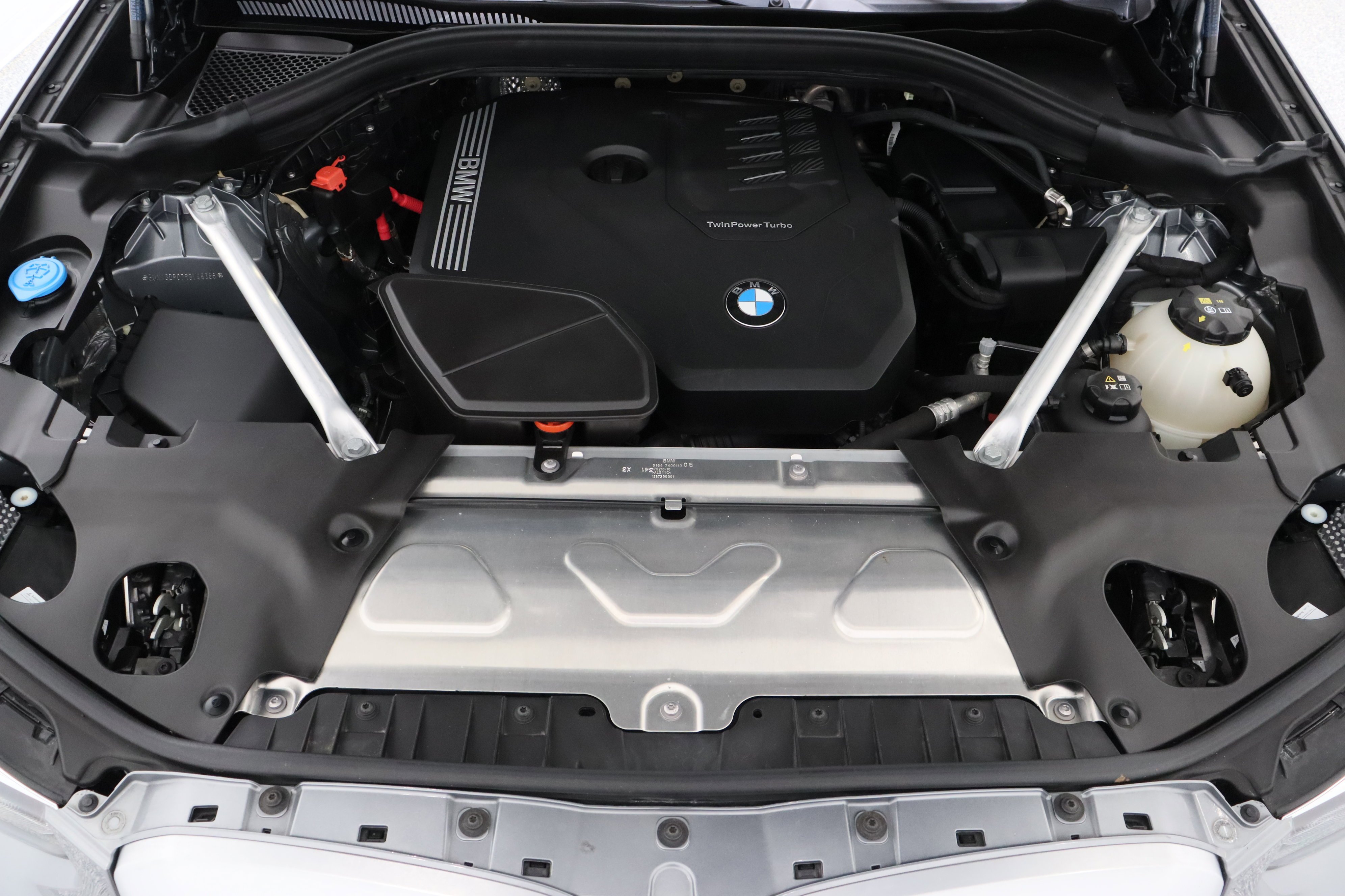 Used 2024 Dark Graphite Metallic BMW sDrive30i 2.0T image 43