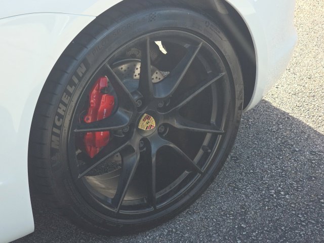 Used 2016 White Porsche  image 11