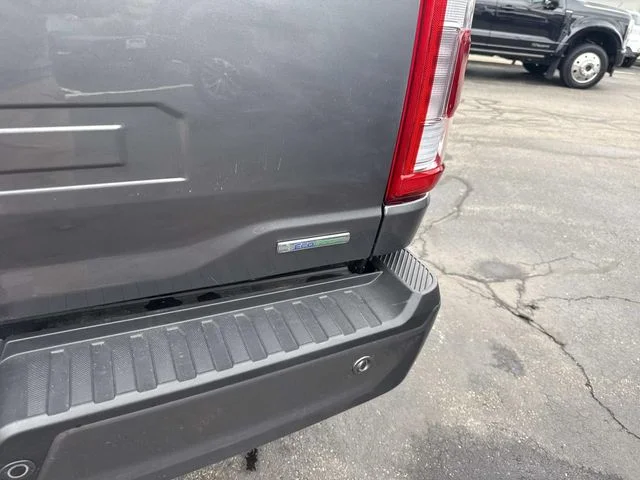 Used 2023 Gray Ford Lariat image 5