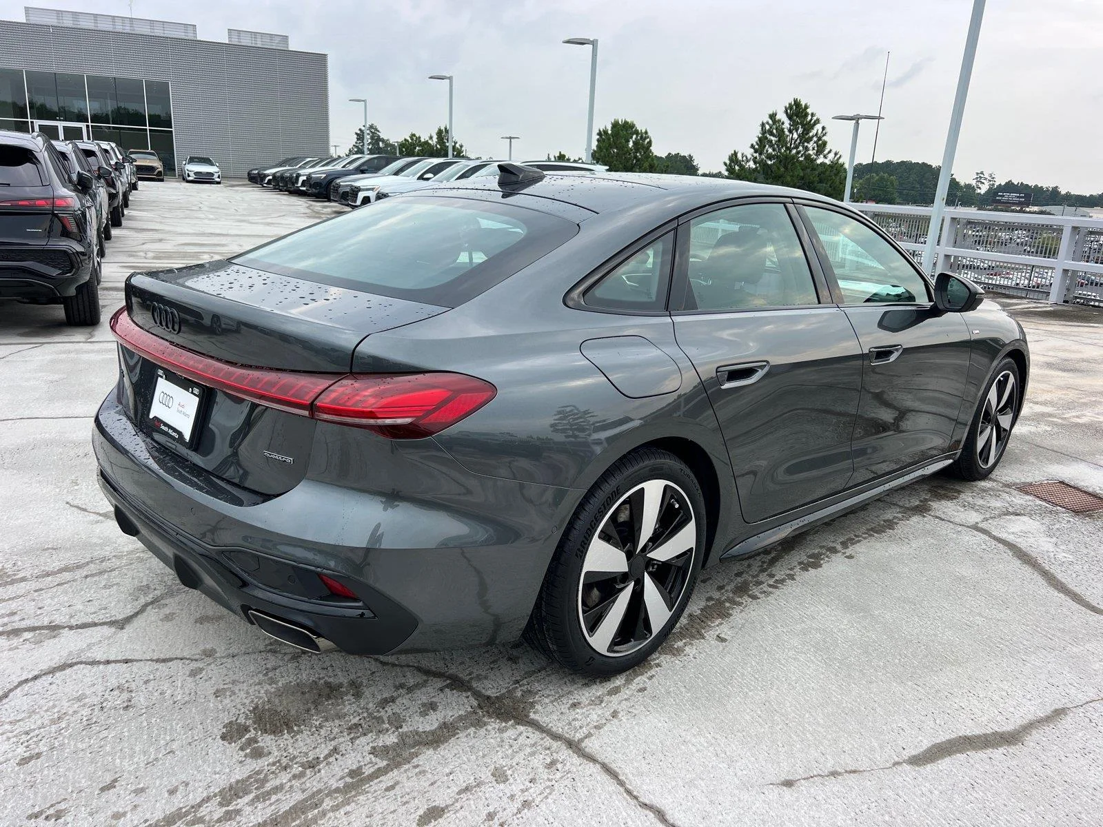 New 2026 Daytona Gray Metallic Audi Premium image 5