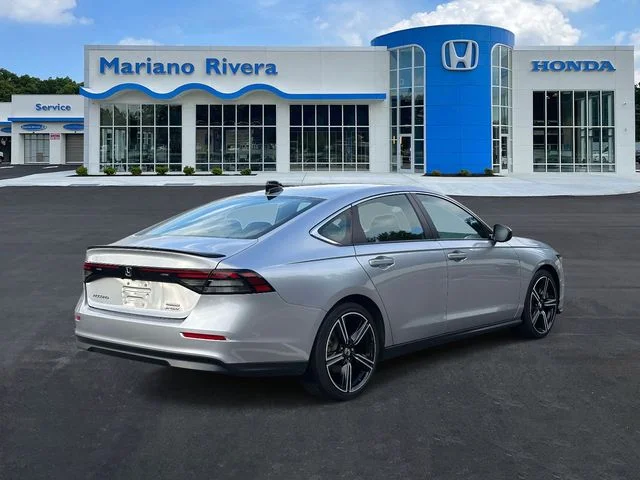 Certified Used 2025 Solar Silver Metallic Honda Sport image 7