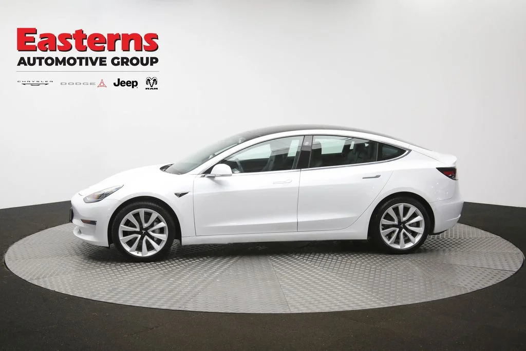 Used 2019 White Tesla Standard Range Plus image 53
