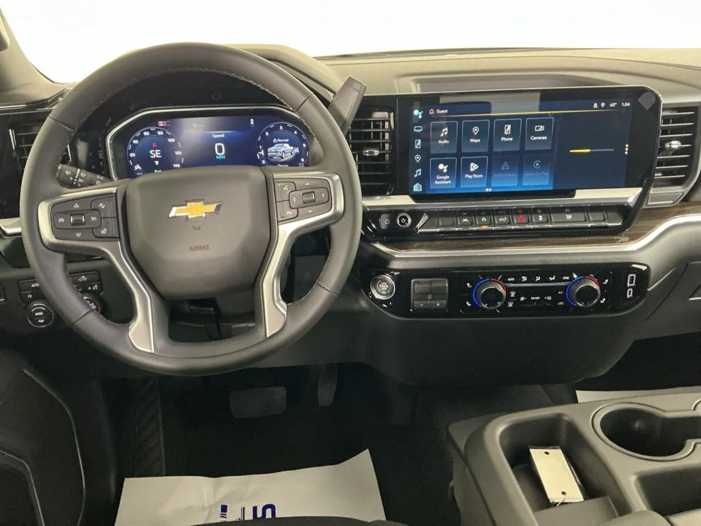 New 2026 White Chevrolet LT image 15