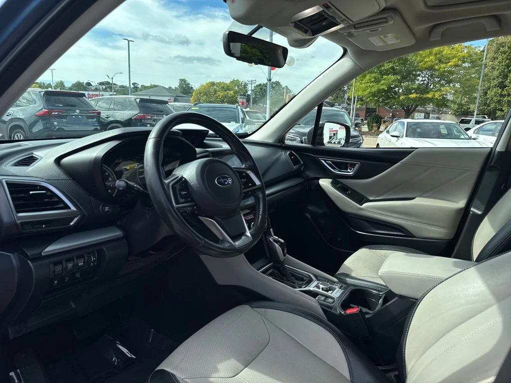Used 2019 Blue Subaru Limited image 12