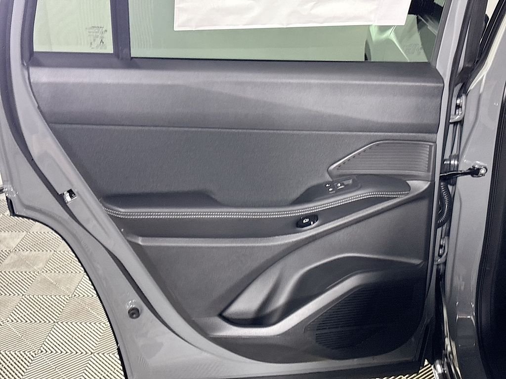 New 2026 Sting-Gray Clear-Coat Exterior Paint Jeep Laredo image 18