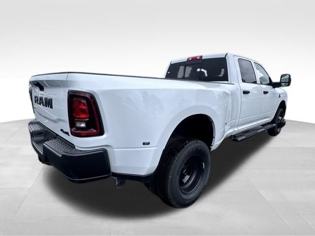 New 2026 Bright White Clear-Coat Exterior Paint RAM TRADESMAN image 6