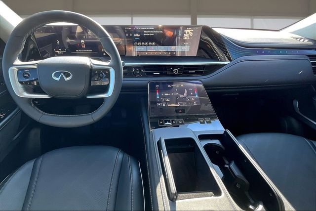 Used 2026 Silver INFINITI LUXE image 15