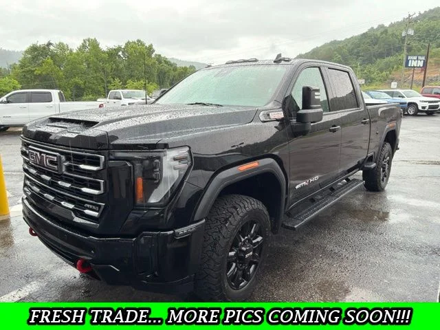 2025 GMC Sierra AT4 4WD Crew Cab Standard Box's photo