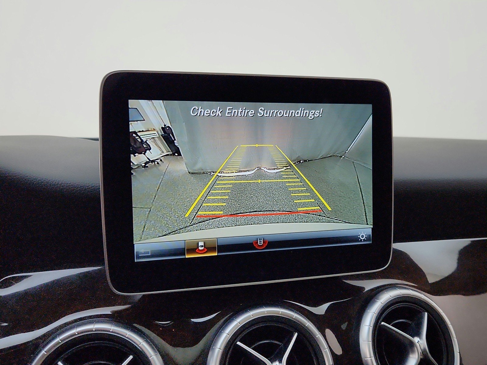 Used 2019 Polar White Mercedes-Benz CLA 250 image 21