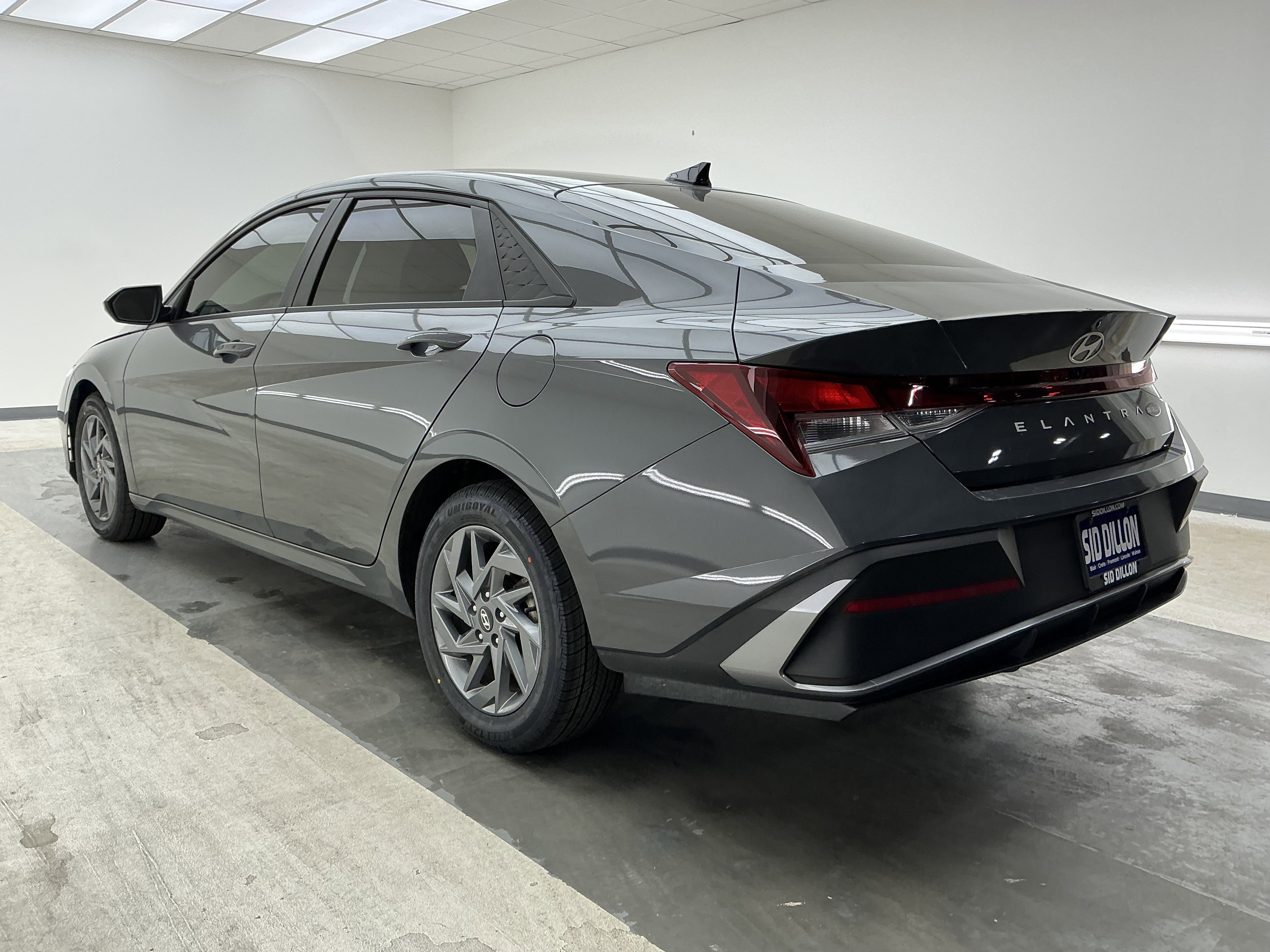2024 Hyundai Elantra SEL - Photo 6