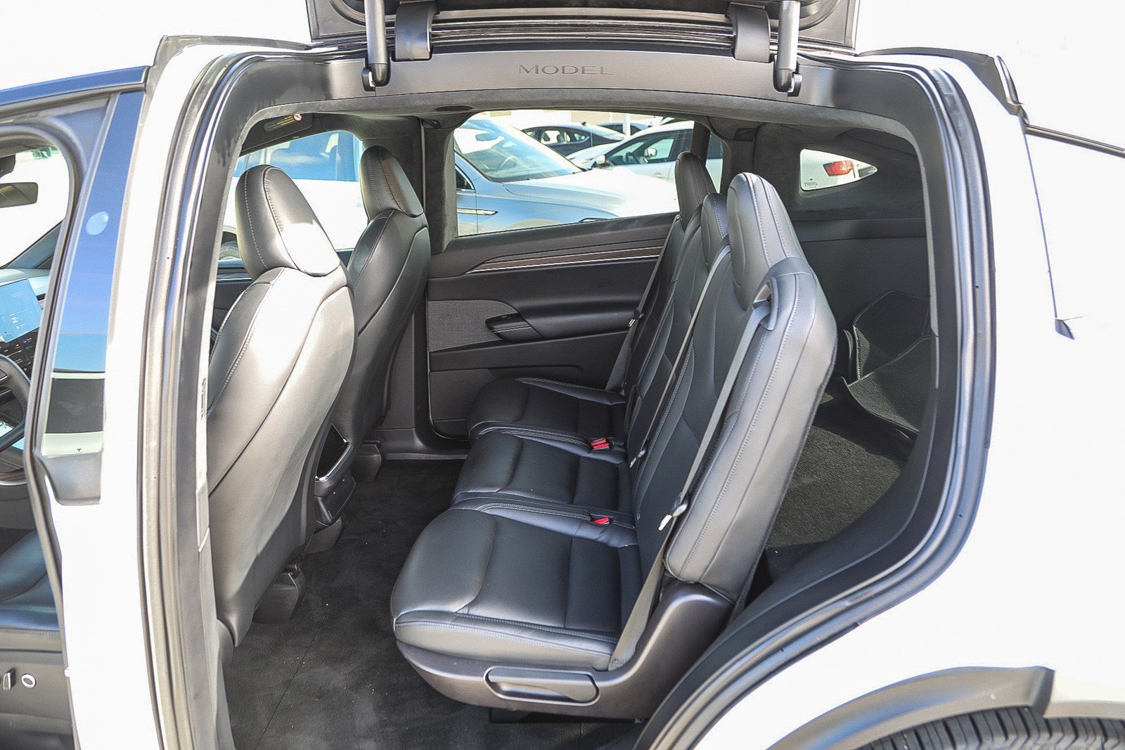2023 Tesla Model X Long Range - Photo 17