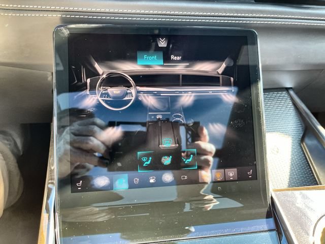 2026 Cadillac Escalade Platinum Sport - Photo 18