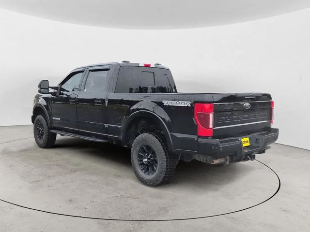 Used 2020 Black Metallic Ford Lariat image 7