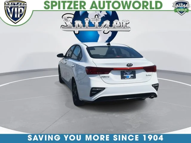 Used 2021 White Kia LXS image 8