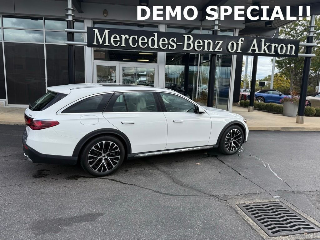 2025 Mercedes-Benz E-Class E450 4MATIC All-Terrain's photo
