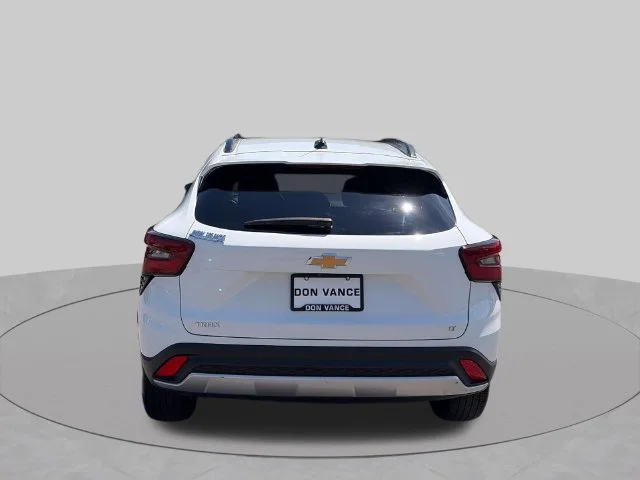 Used 2025 White Chevrolet LT image 4