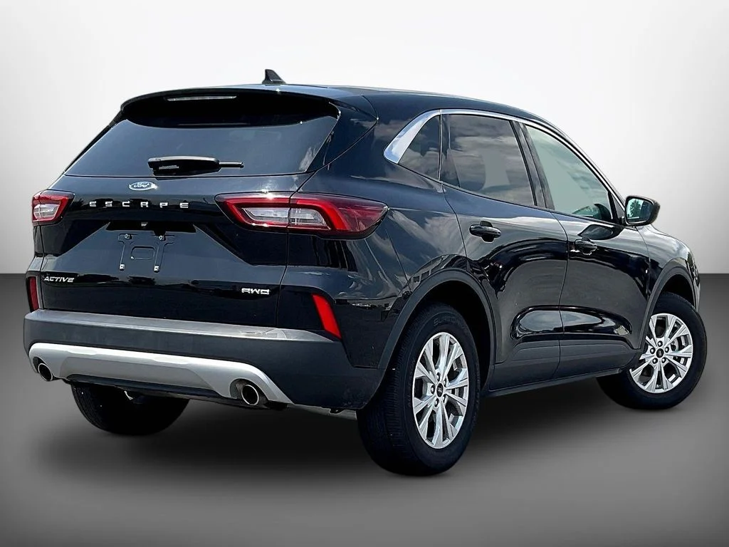 Used 2024 Black Ford Active image 6