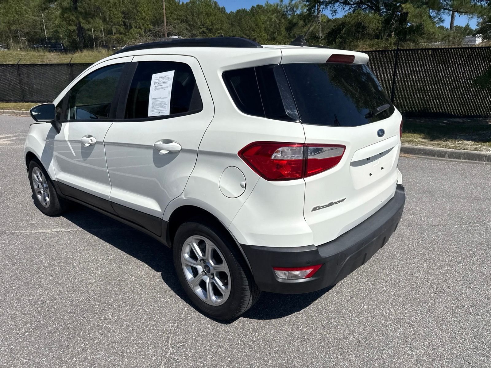 Used 2020 White Ford SE image 4