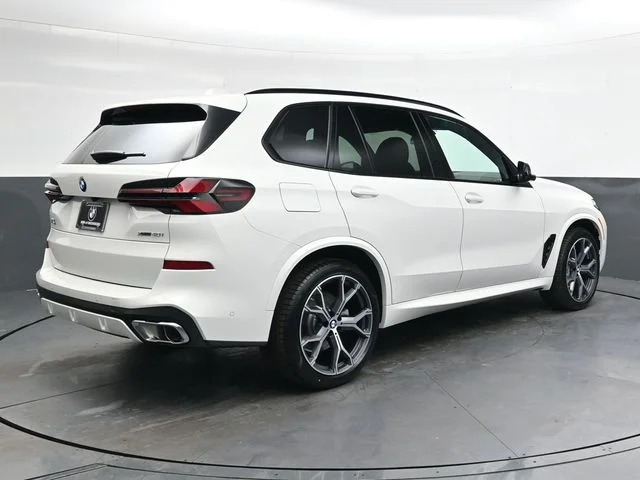 Used 2026 White BMW xDrive40i image 4