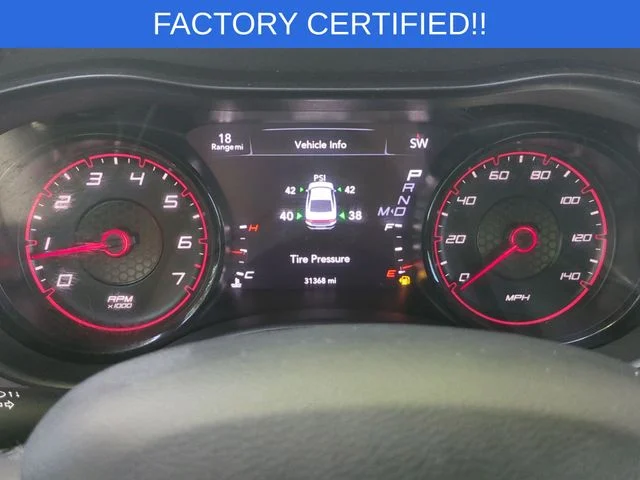Used 2023 White Dodge SXT image 21