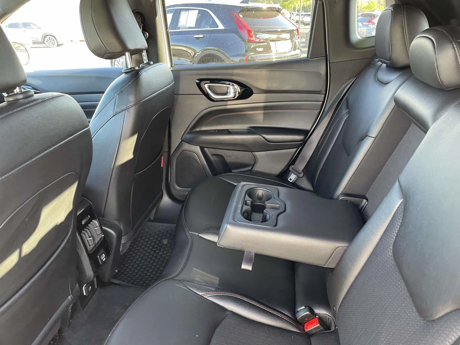 Used 2024 White Jeep Trailhawk 4x4 image 14