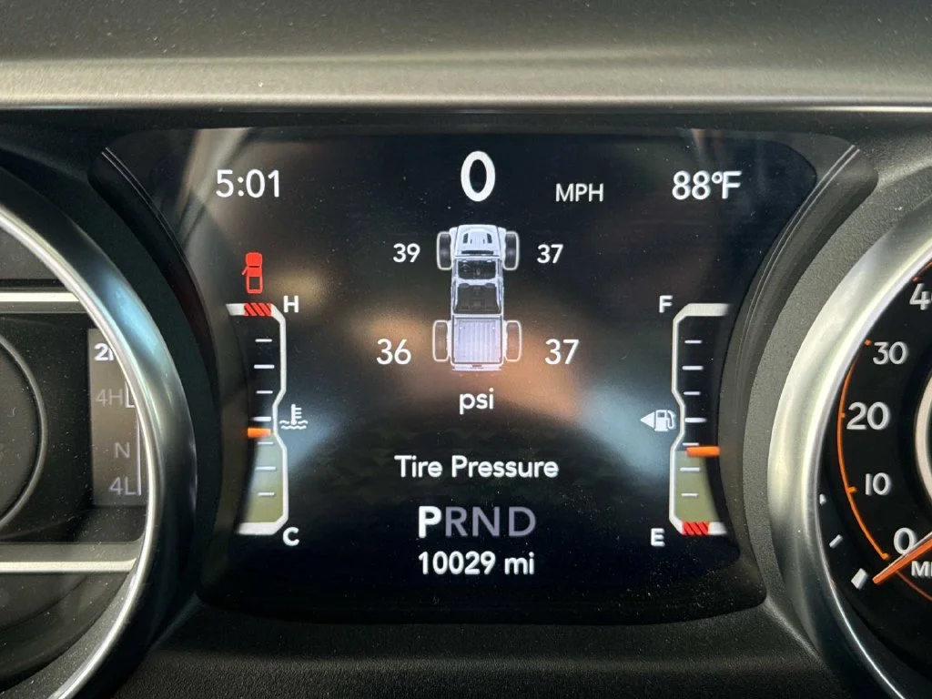 Used 2023 White Jeep Rubicon image 50