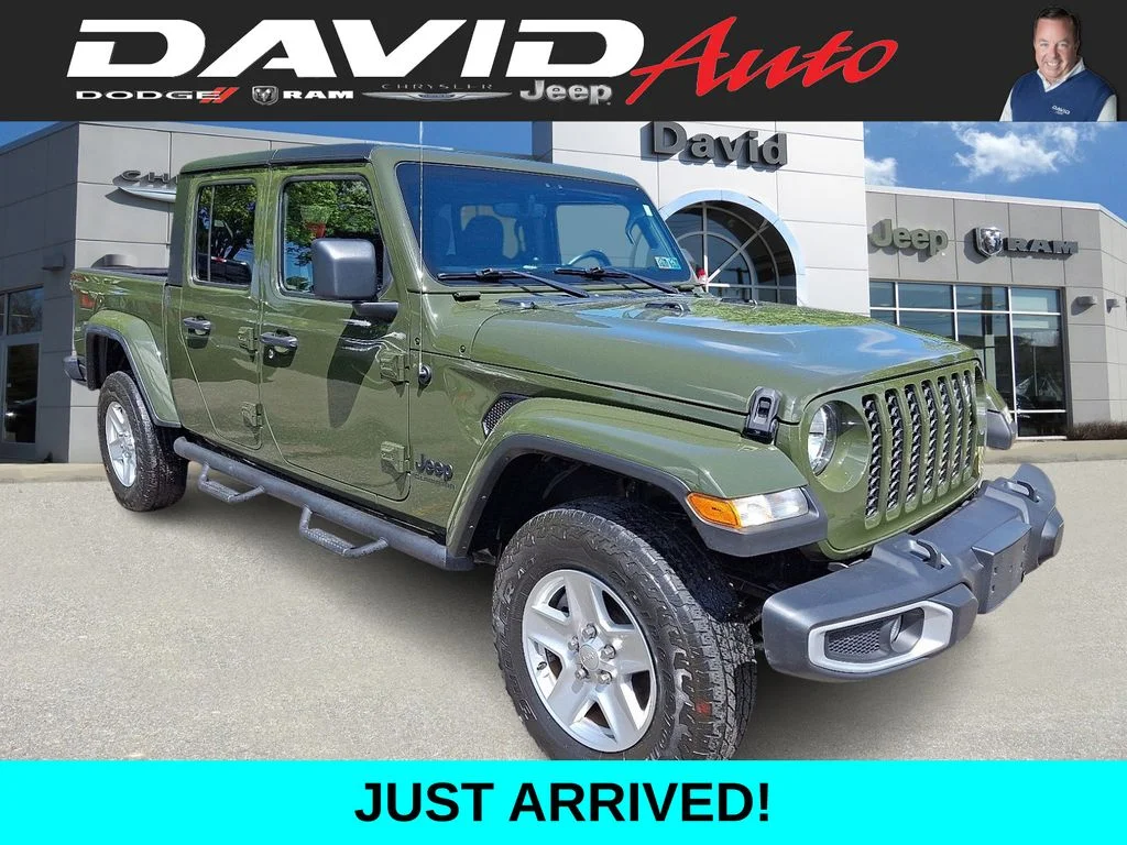 2022 Jeep Gladiator Sport S's photo