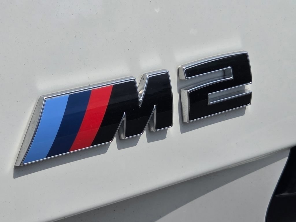 Used 2025 Alpine White BMW Base image 8