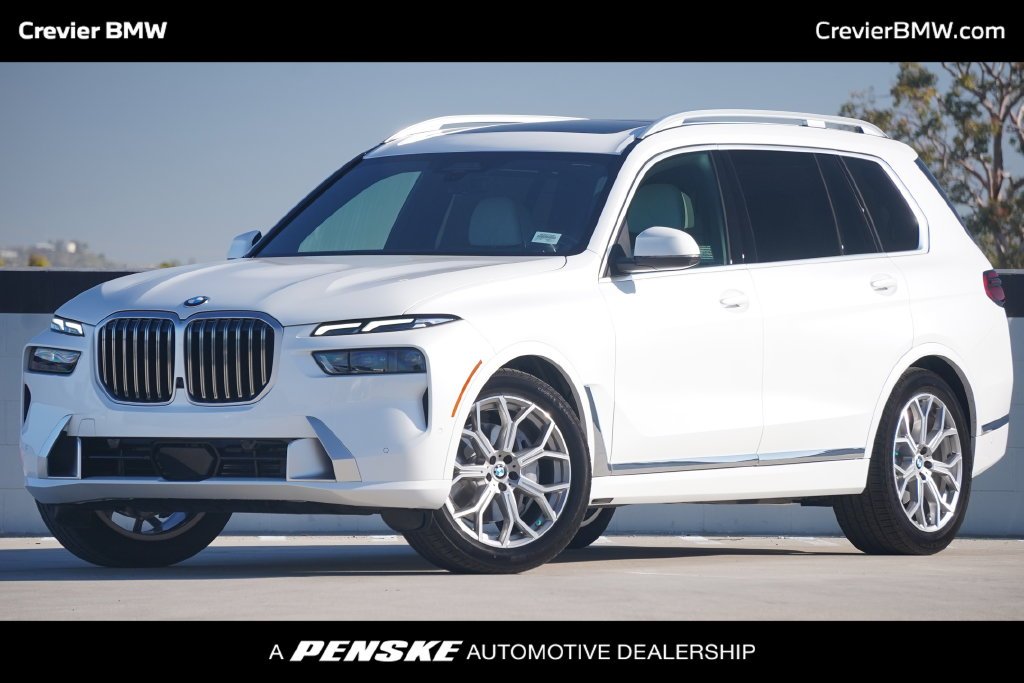 Used 2026 Mineral White Metallic BMW xDrive40i image 1