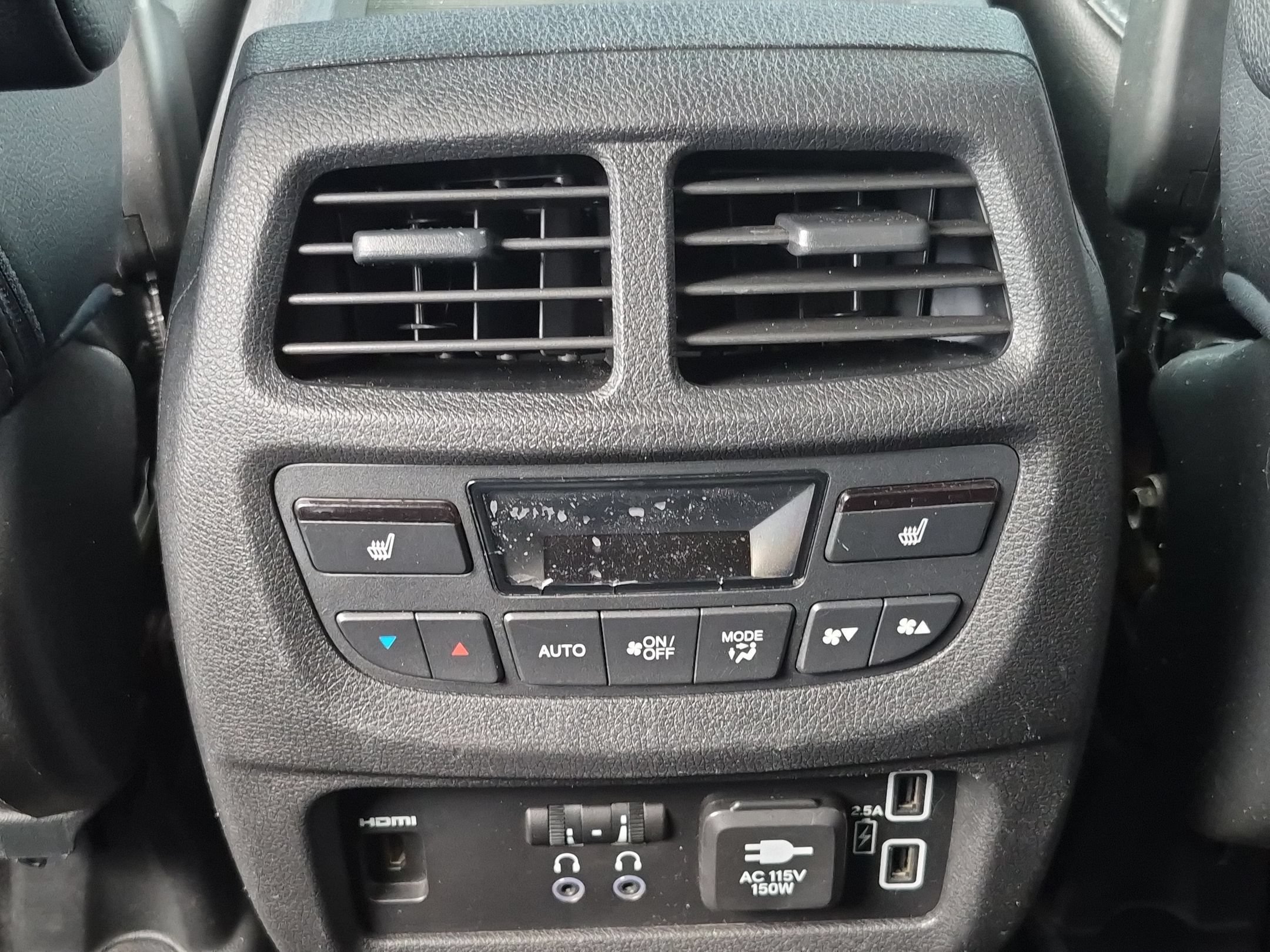 Used 2019 White Diamond Pearl Honda Touring 8-Passenger image 30