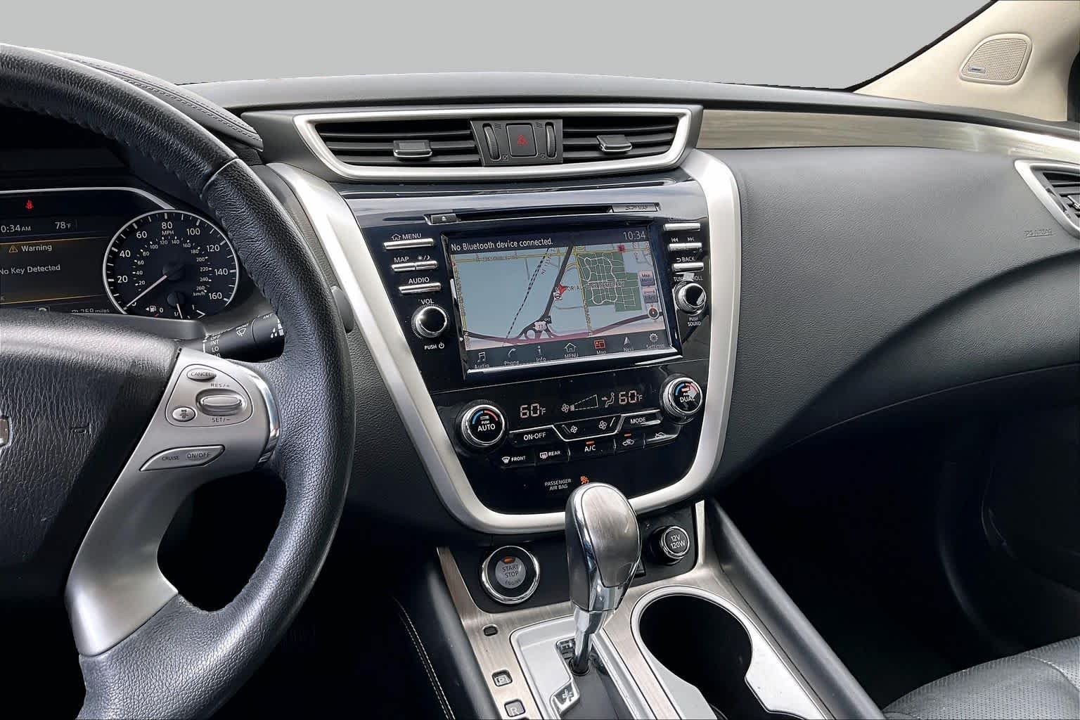 Used 2016 Arctic Blue Metallic Nissan SL image 7