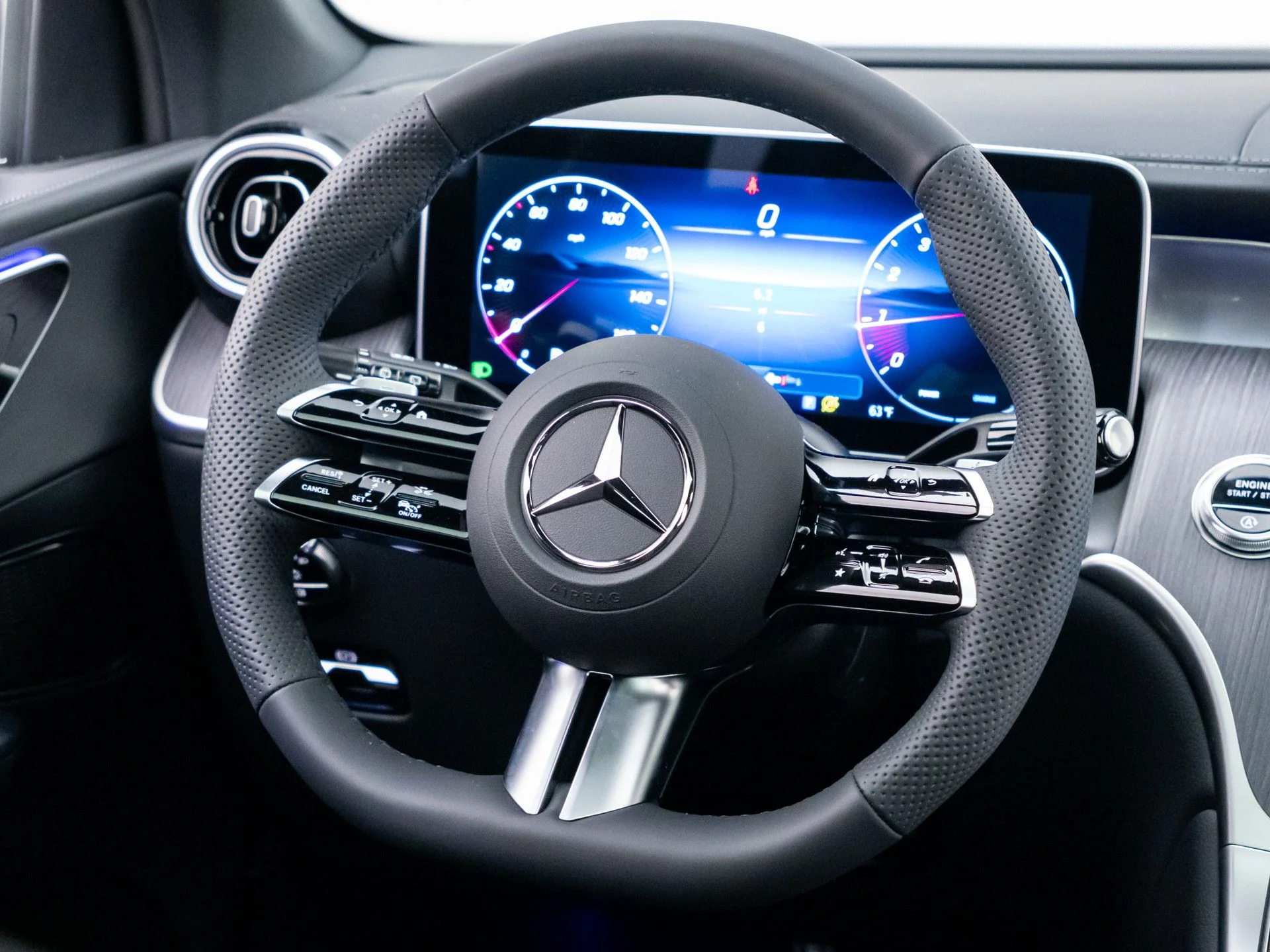 New 2026 Black Mercedes-Benz GLC 300 image 11