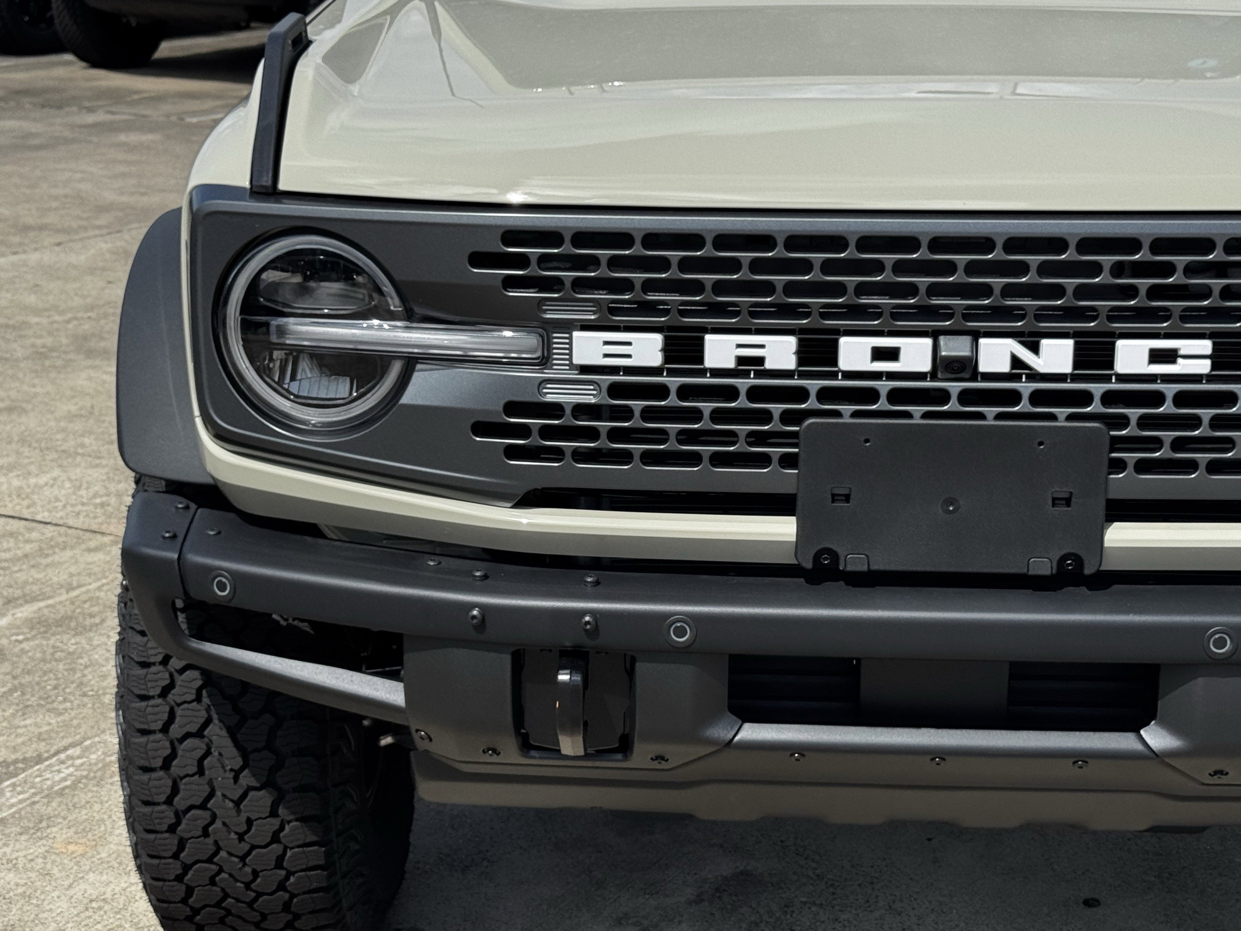 New 2026 Desert Sand Ford Badlands image 5