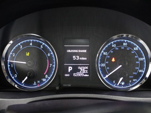 Used 2017 Classic Silver Metallic Toyota LE image 11