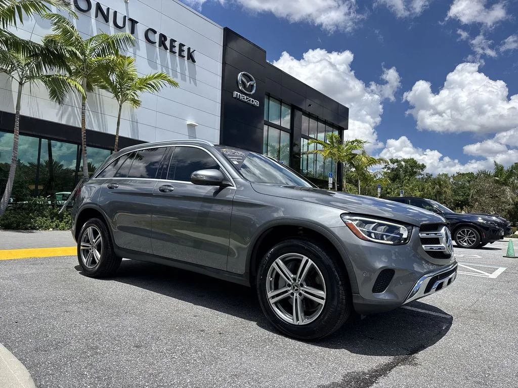 Used 2021 Graphite Gray Metallic Mercedes-Benz GLC 300 image 22