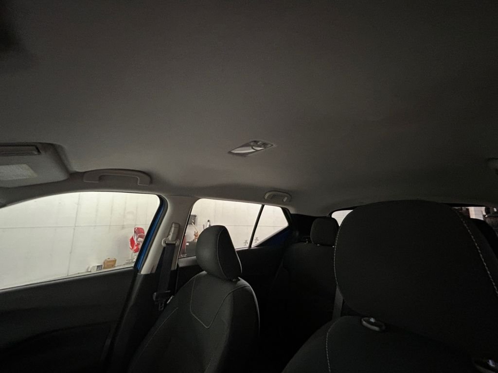Used 2022 Blue Nissan S image 25