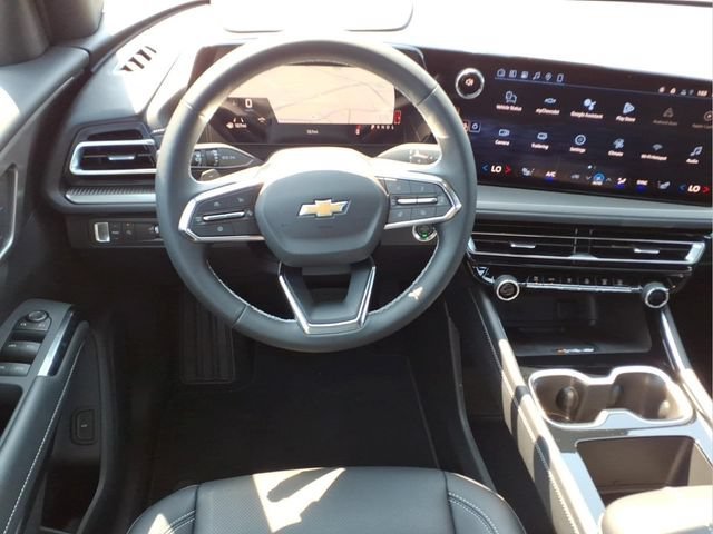 New 2026 Sterling Gray Metallic Chevrolet LT image 4