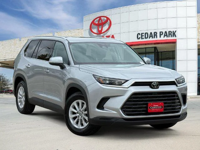 Certified Used 2026 CELESTIAL SILVER Toyota XLE image 31