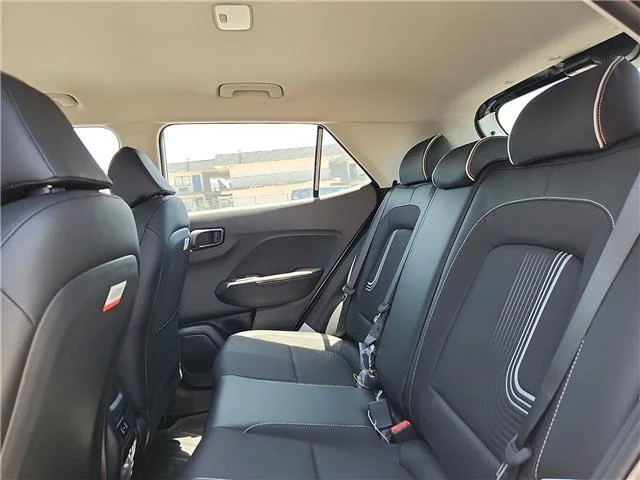 New 2026 Lunar White w/Black Roof Hyundai SEL image 8