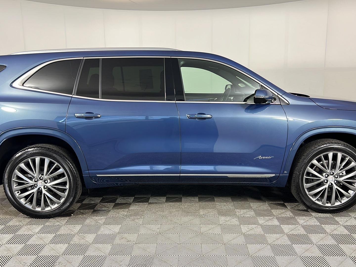 Used 2025 Ocean Blue Metallic Buick Avenir image 20