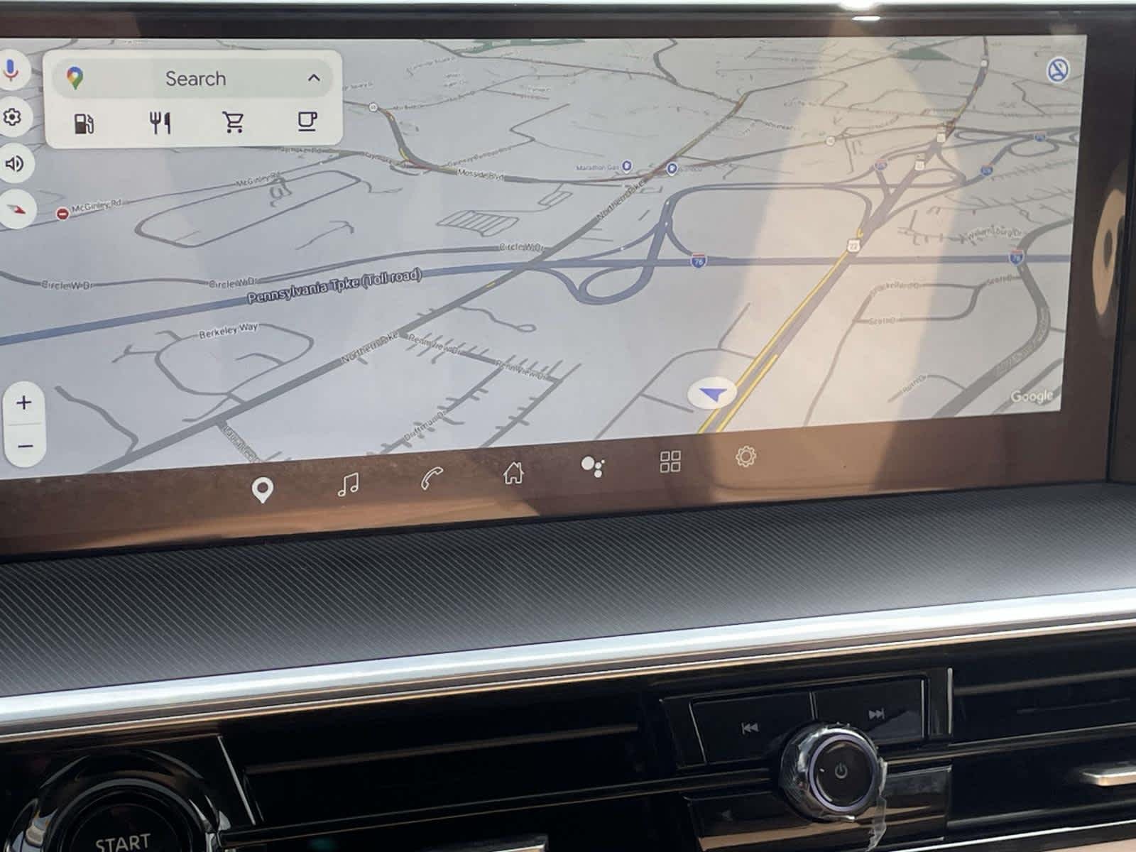 New 2026 Radiant White INFINITI LUXE image 27