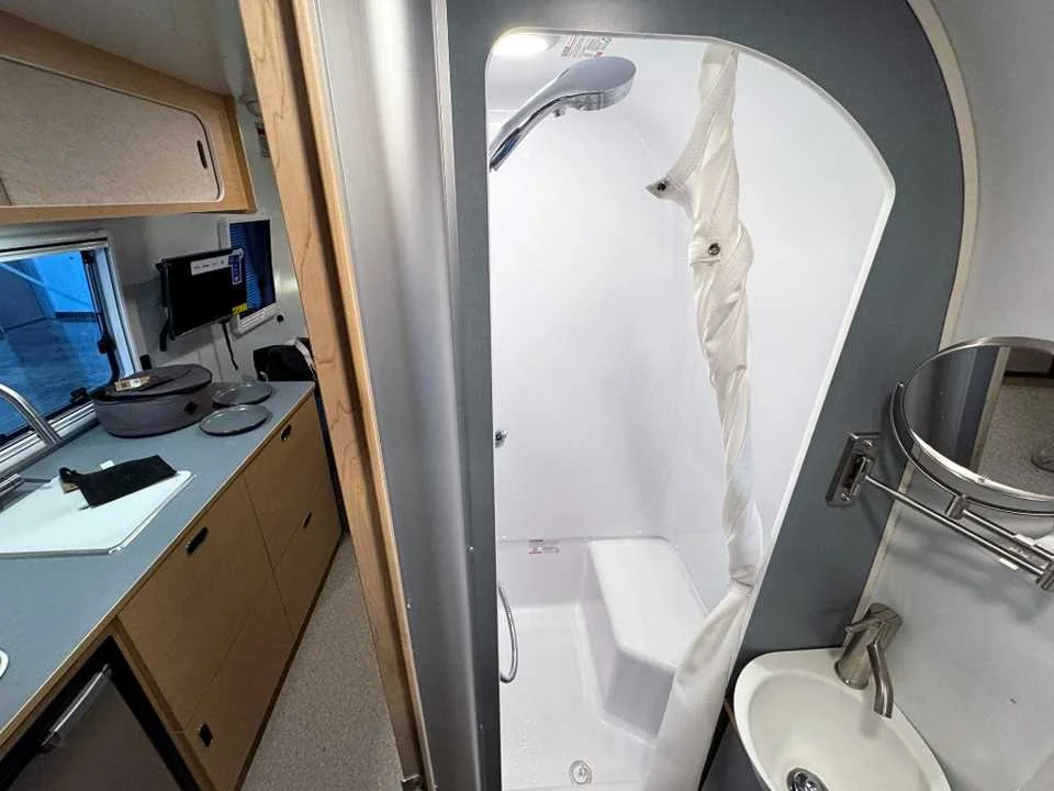 New 2026 SILVER AIRSTREAM  image 45