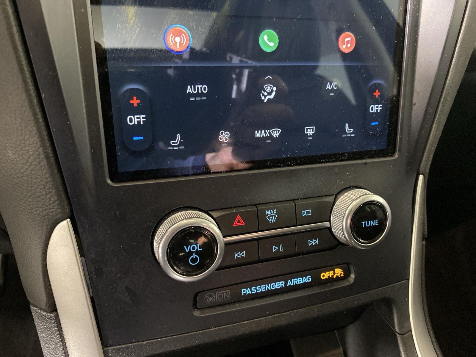 Used 2022 Agate Black Ford SEL image 22