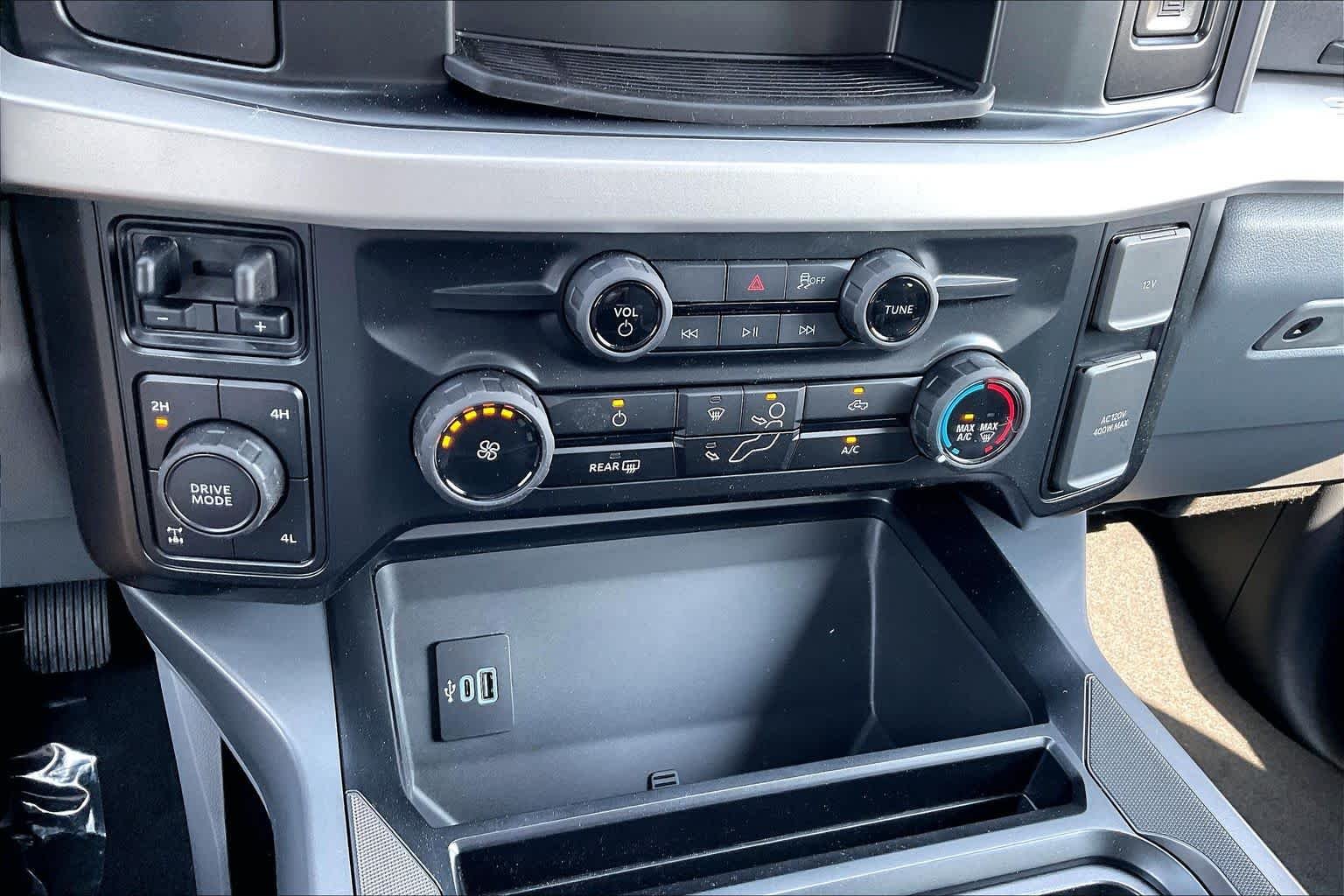 New 2026 Argon Blue Metallic Ford F-250® XLT image 16