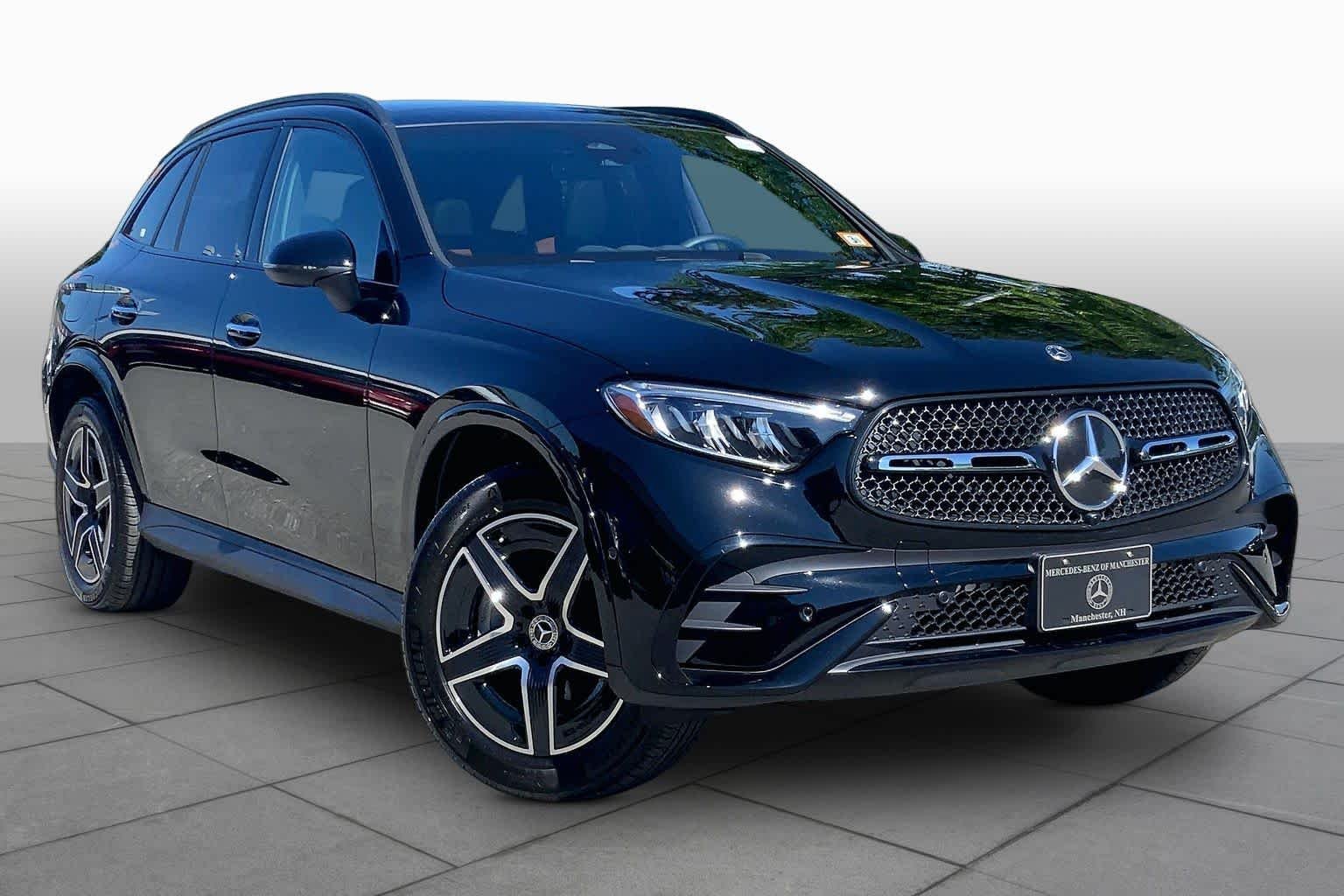 Certified Used 2026 Black Mercedes-Benz GLC 300 image 3