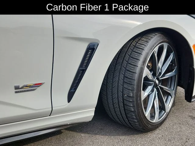 Used 2022 White Cadillac V-Series image 20