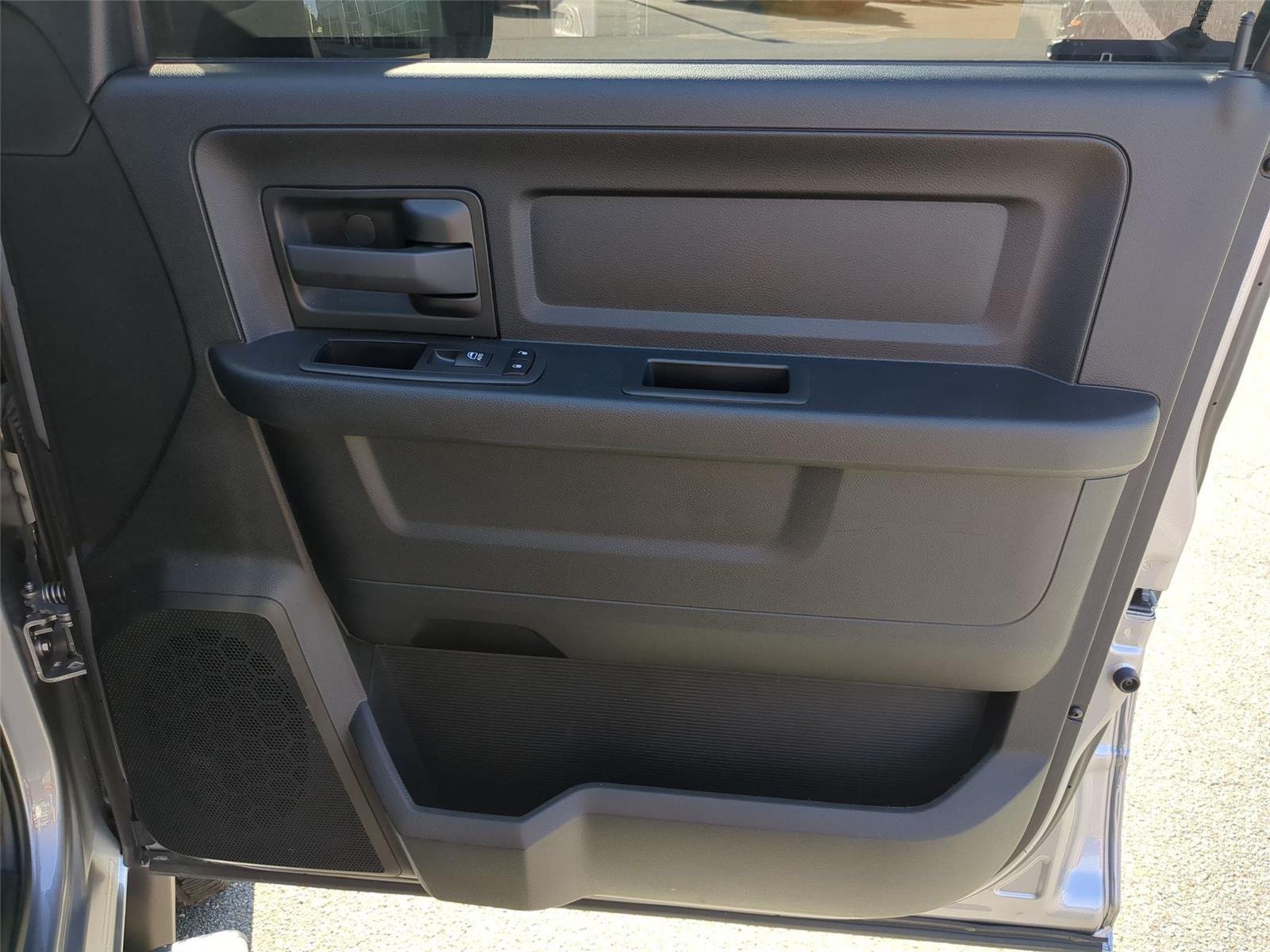 Used 2024 Billet Silver Metallic Clearcoat Ram Tradesman image 32