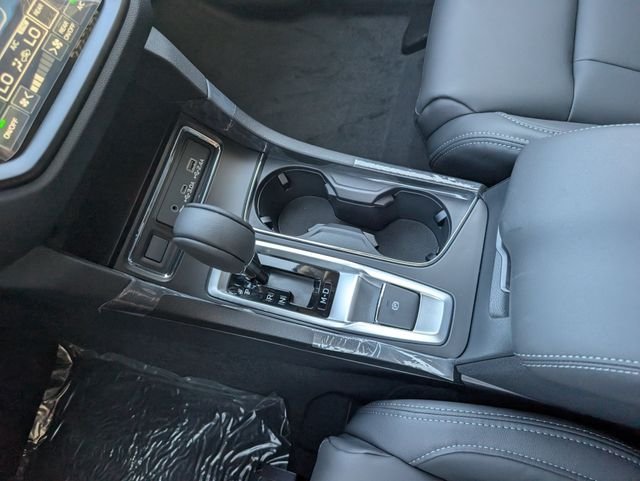 New 2026 ICE SILVER METALLIC Subaru Premium 7-Passenger image 14