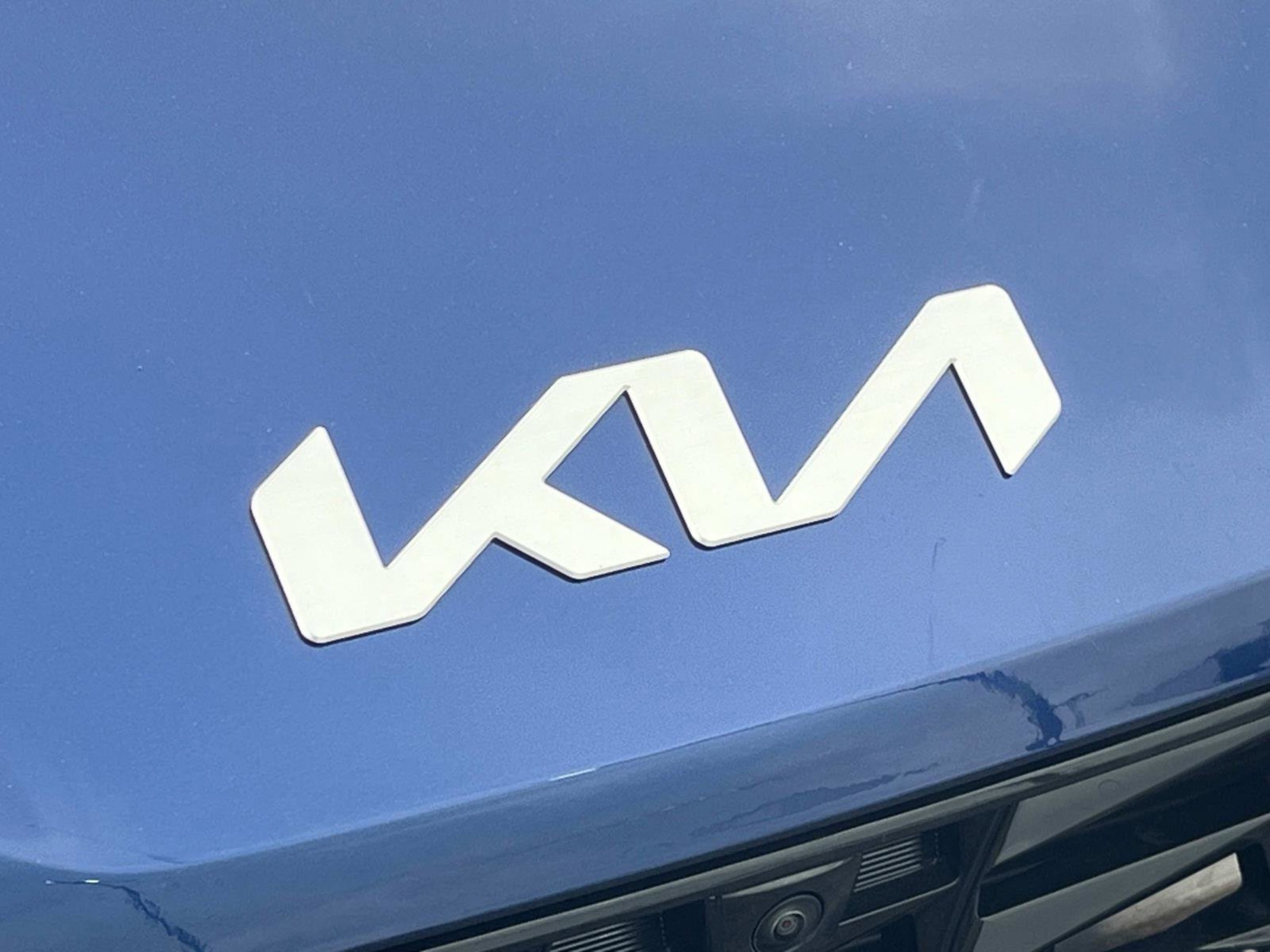 New 2025 Yacht Blue Kia EX image 38
